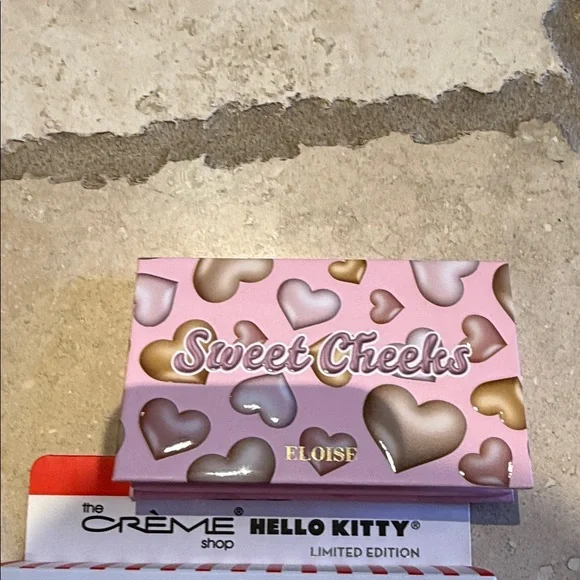 Hello Kitty Handcrafted Lashes Set, sweet cheeks blush set and more eye lashes!! - Picture 2 of 4
